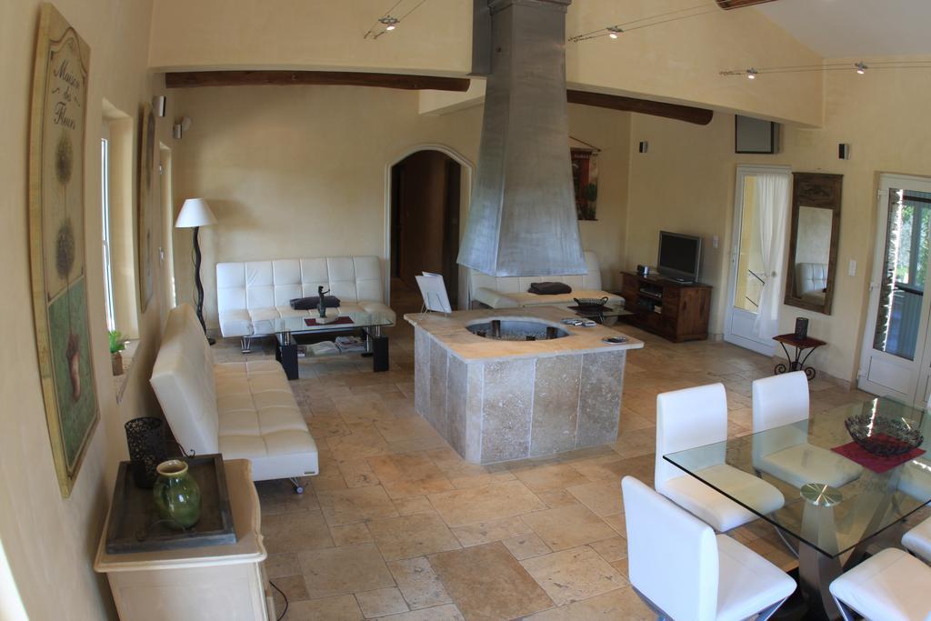 Les Pres De Gordes Villa Phòng bức ảnh